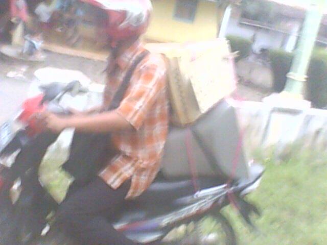 CARA ANGKUT 2 LAYAR TABUNG KOMPUTER PAKE MOTOR GAN ...