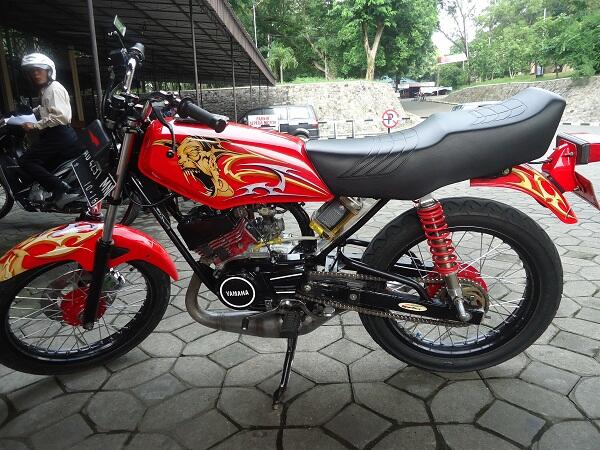 Terjual SOLO YAMAHA RX  KING  MODIF  SIMPEL N GARANG ISTIMEWA 