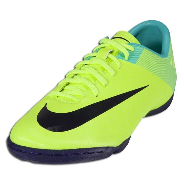 5 Sepatu futsal Terbaik