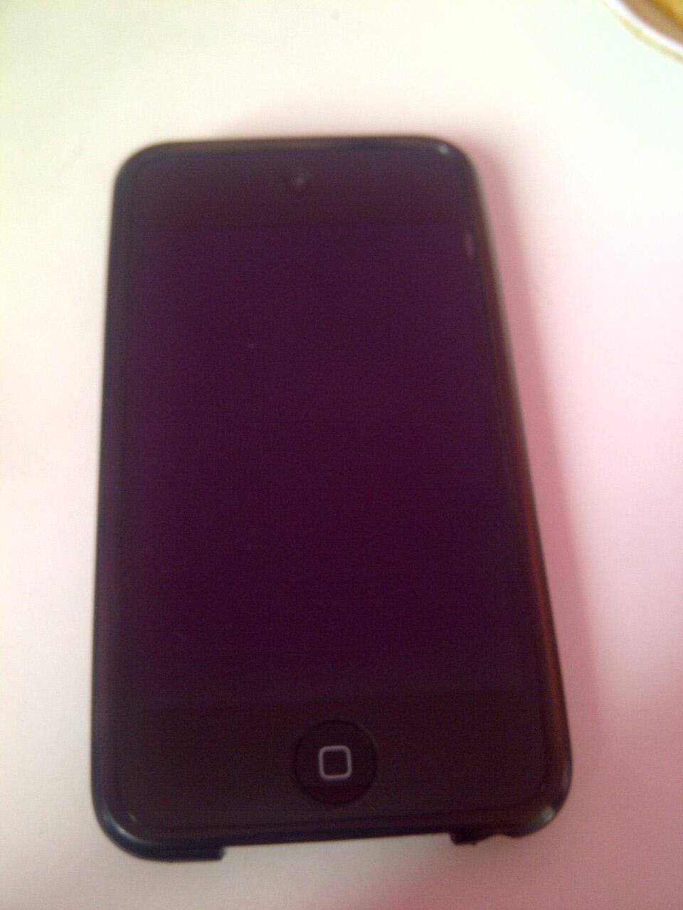 iPod Touch 4th Gen 32GB - Black