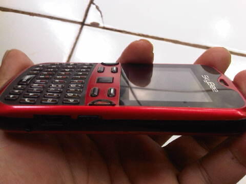 Hp SkyBee GSM.GSM.CDMA murah