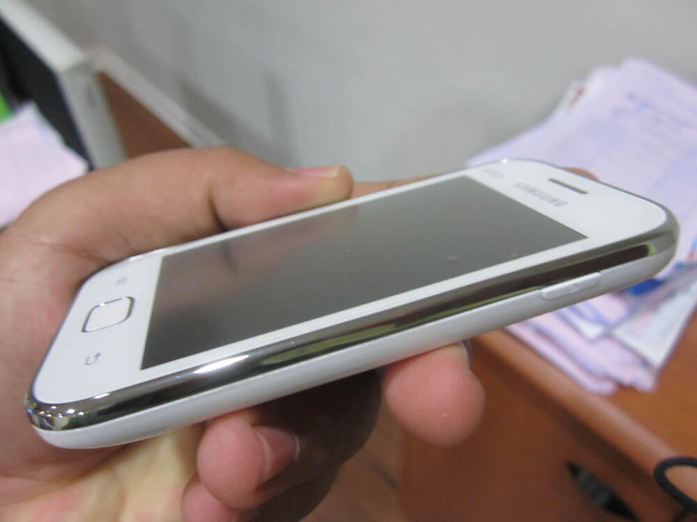 JUAL samsung galaxy ace duos kondisi MULUS 99%