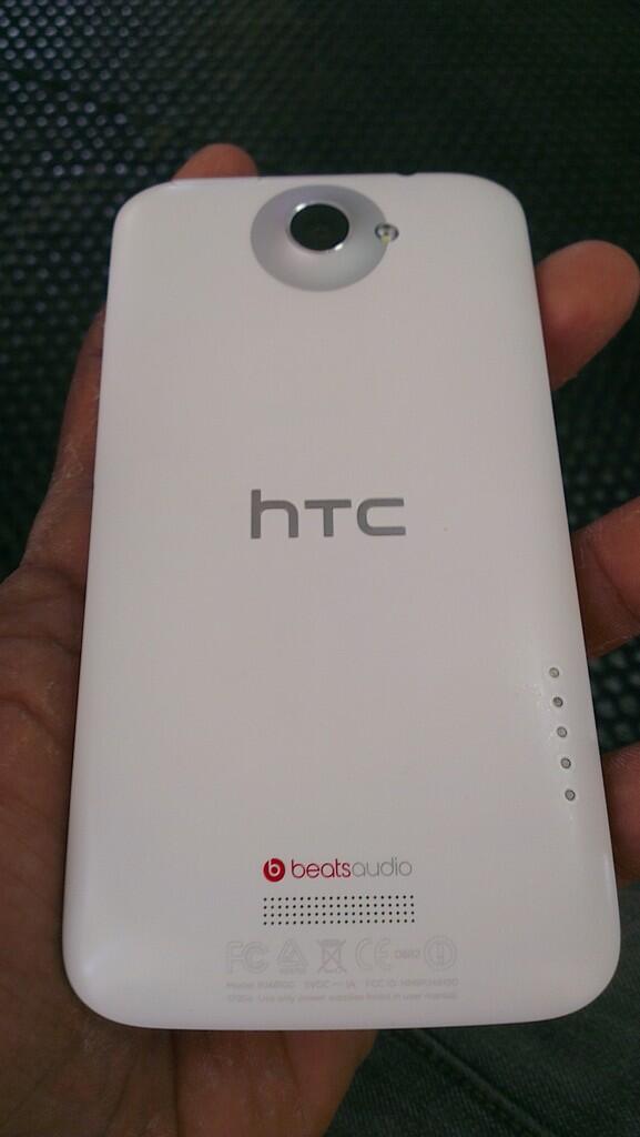 htc one x putih mulus