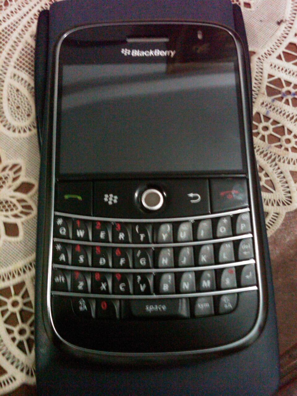 blackberry bold 9000 batangan mulus jual cepat