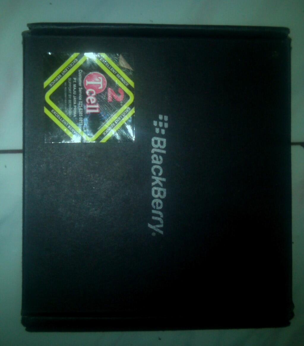 BLACKBERRY STROM 9530 Butuh cepat! Rp. 900.000