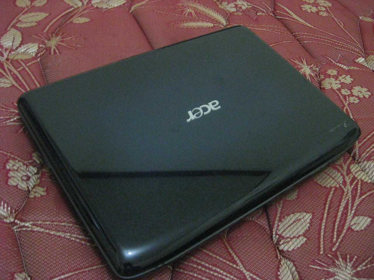 Acer 4930G with NVIDIA CUDA 1GB like new gan $_$