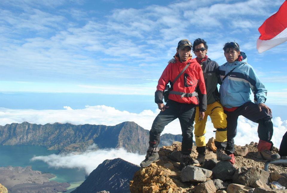 Mengapai puncak Rinjani