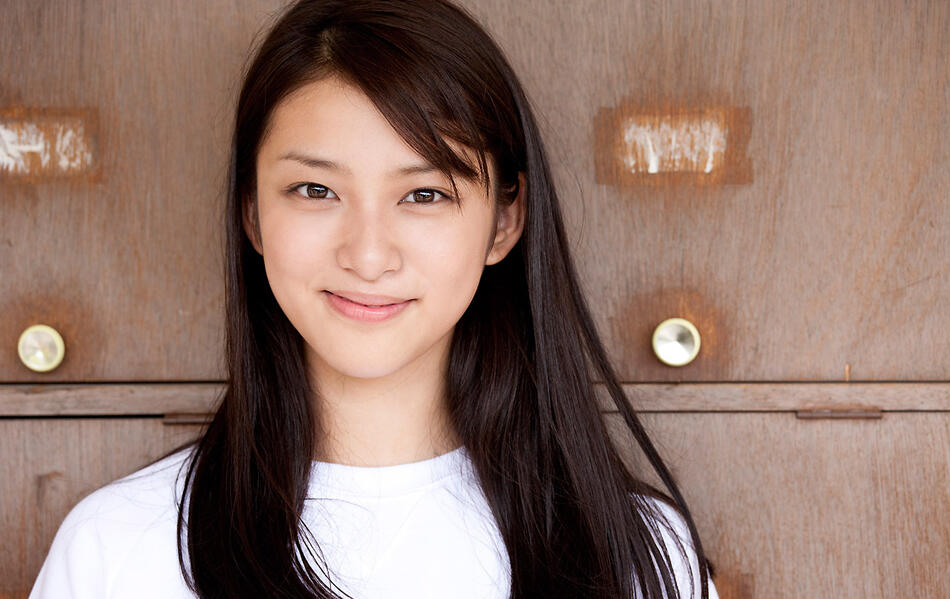 Emi Takei,Pemeran Kaoru Kamiya di Rurouni Kenshin Live Action :matabelo