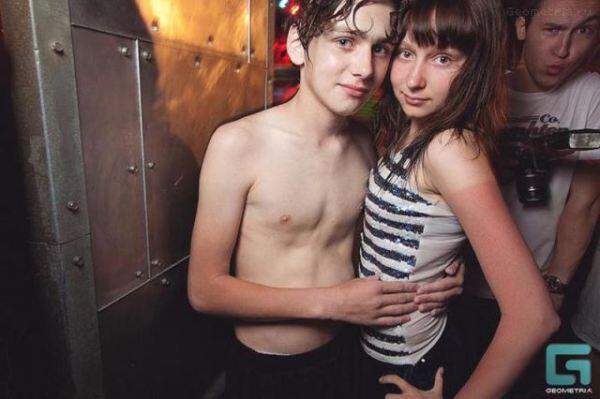 Underground Garage, Night Club Khusus Anak-Anak di Rusia