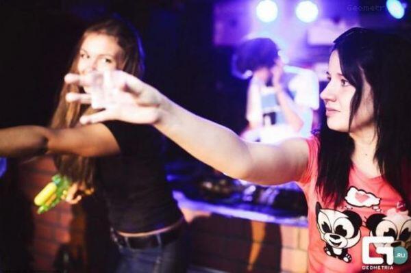 Underground Garage, Night Club Khusus Anak-Anak di Rusia