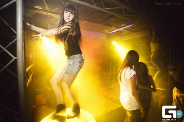 Underground Garage, Night Club Khusus Anak-Anak di Rusia