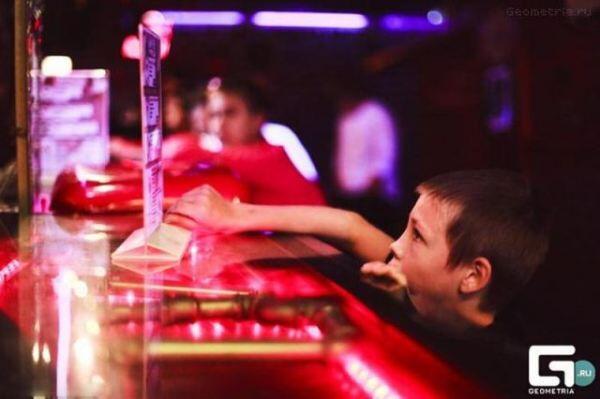 Underground Garage, Night Club Khusus Anak-Anak di Rusia