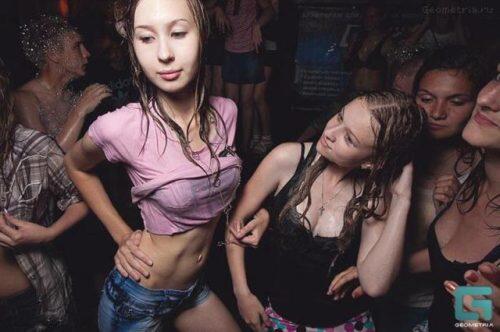 Underground Garage, Night Club Khusus Anak-Anak di Rusia