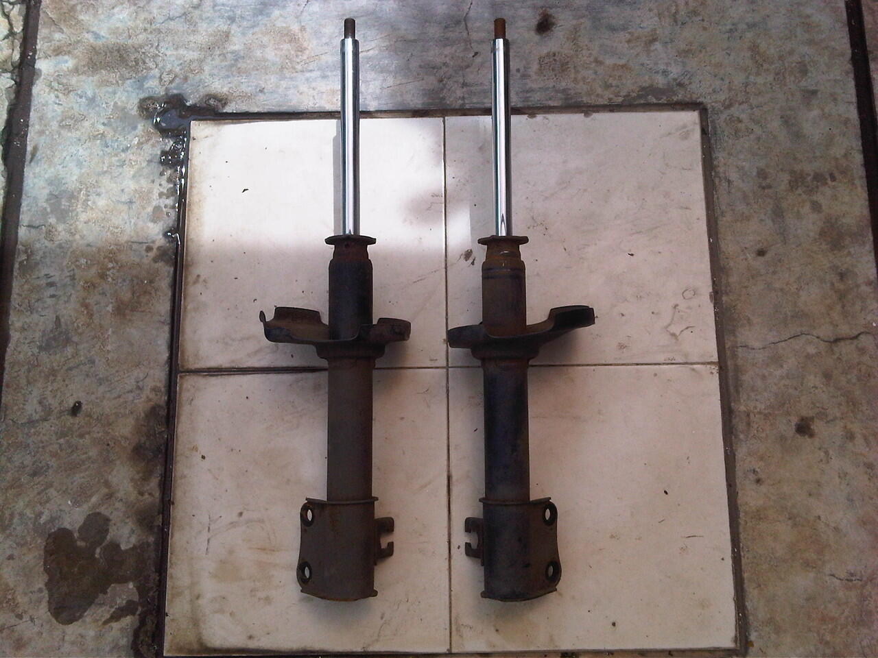 Shock Breaker Baleno