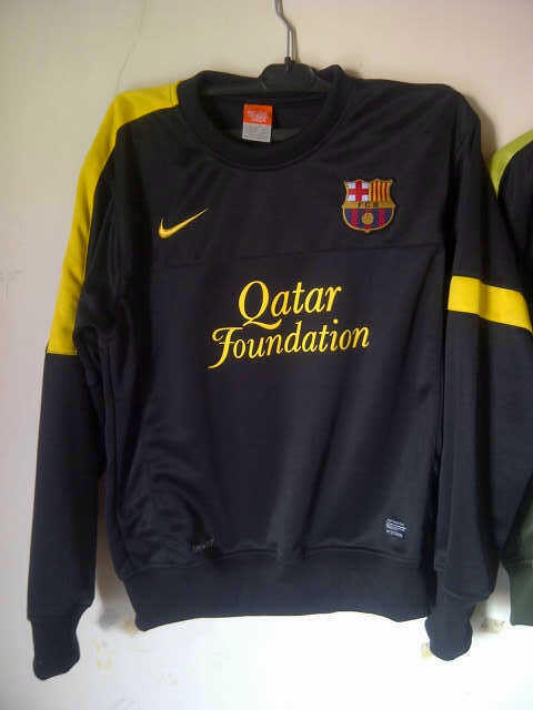 JUAL SWEATER BOLA ORI INDO