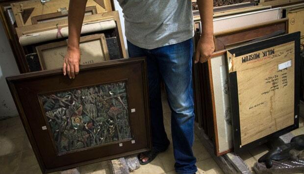 104 Lukisan Museum Widayat Magelang Hilang