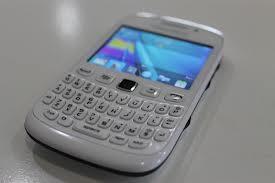 jual blackberry armstrong 9320 white garansi TAM mulus baru pake 2 bln