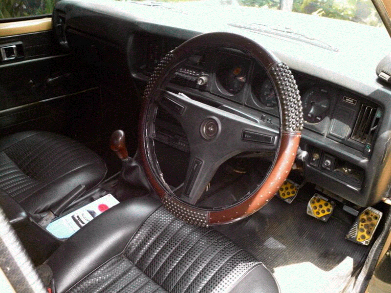 Toyota Corona Tahun 74 Power Steering AC Full Orisinil 26JT