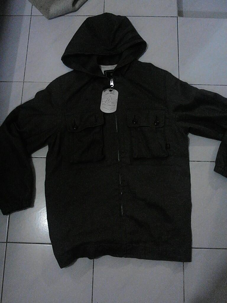 jaket alpha industries seri mcgyver sze medium tractop adidas vintag dn brougues quil