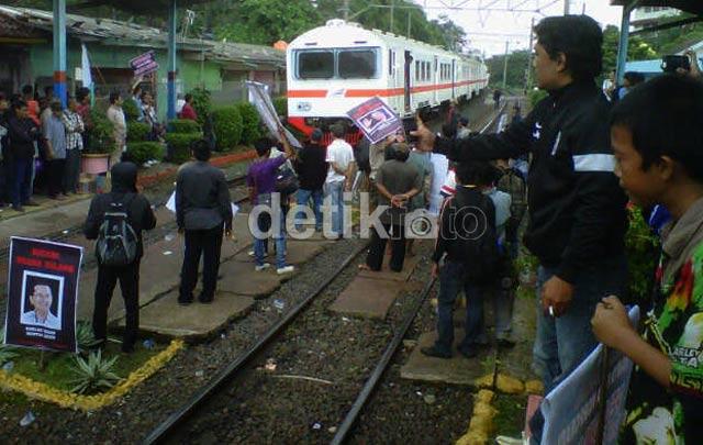 Demo Massal, Kereta Ke Bogor di tutup Hari ini