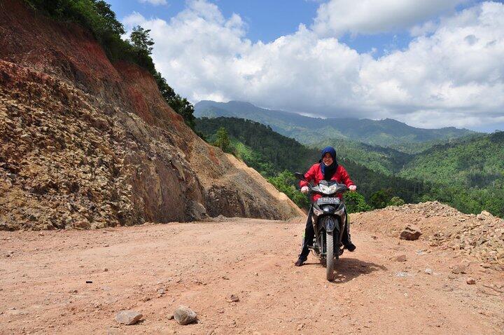Pantai Pegadung, Surga Tersembunyi di Lampung