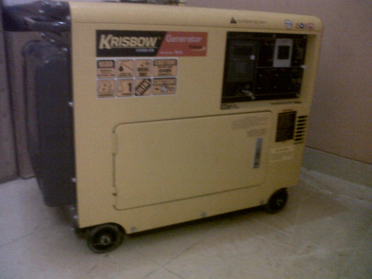 DIJUAL GENSET KRISBOW TYPE KW 26-08. MASIH GRESS 99% BELUM PERNAH DIPAKAI.