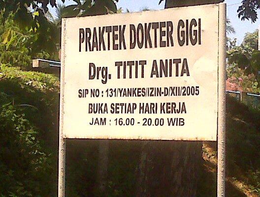 DOKTER INI COWO ATAU CEWE ? ( NGAKAK GANS )....