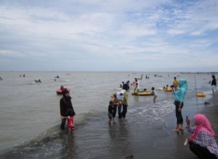  FR Bertamasya ke Pantai Tanjung Pakis Karawang  30 Des 