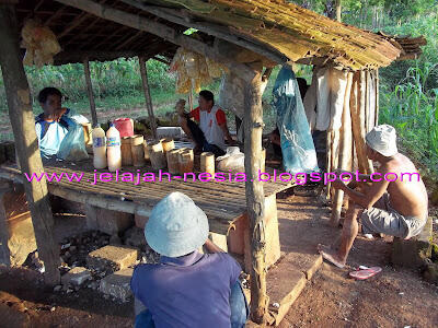 Budaya Minum Tuak Di Bumi Ronggolawe