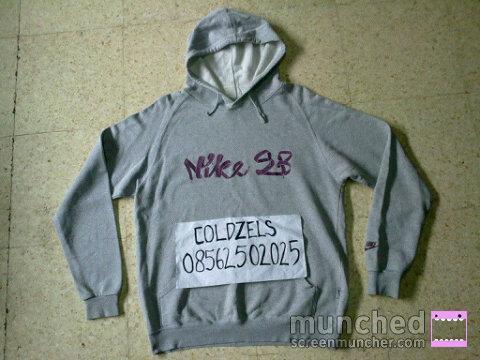 2nd(second) Jacket The North Face "Summit Series, Gore-Tex" & Nike SB Hoodie