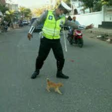 semangat pak polisi !