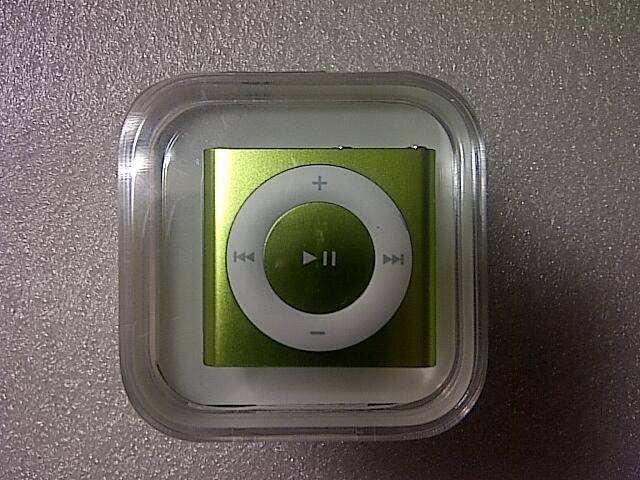 iPod Shuffle Gen 4 ( 2gb ) New