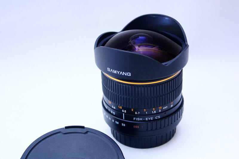 Terjual Dijual Lensa Fisheye Samyang 8mm F3.5 MINT (EOS 