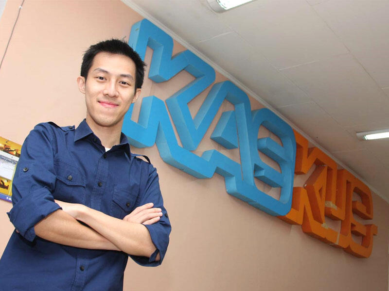 KISAH SUKSES ANDREW DARWIS SEBAGAI PENDIRI KASKUS