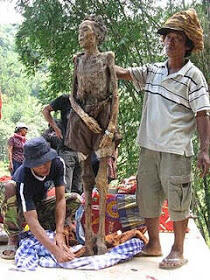 Misteri Mayat Hidup di Tanah Toraja