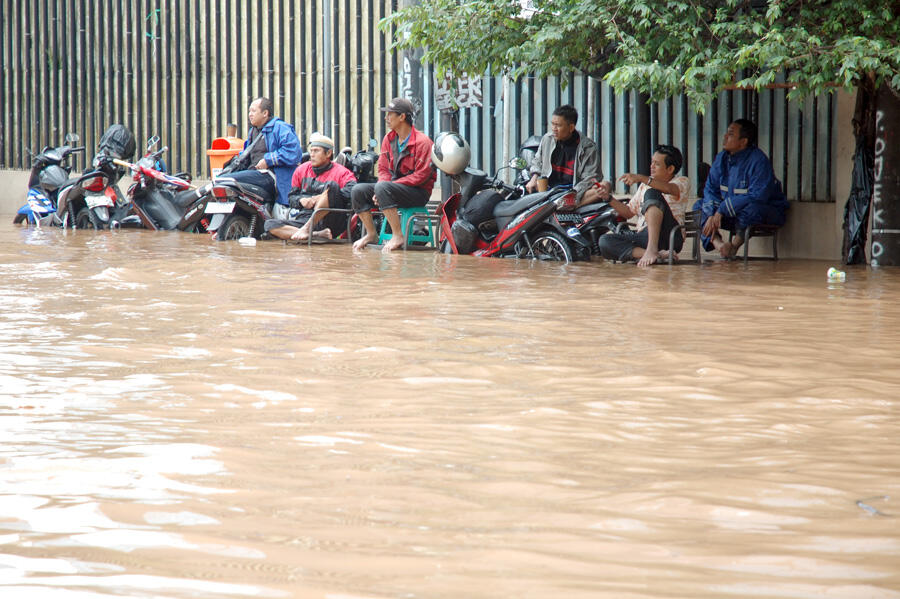Posting Poto laporan banjir hari ini di tempat agan