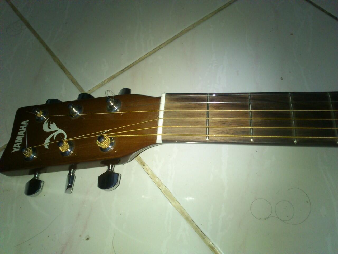 &#91;JUAL&#93; Gitar Akustik FX310.