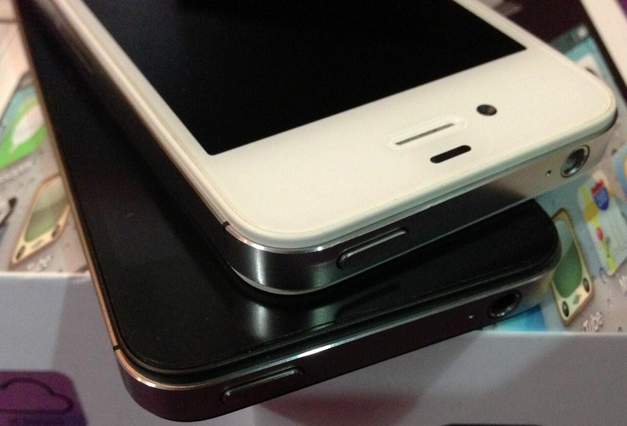 iPhone 4s 32gb FU lengkap gan seperti baru 5.2jt