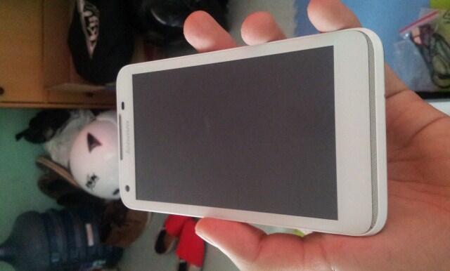 Lenovo S880 White second Garansi Komplit