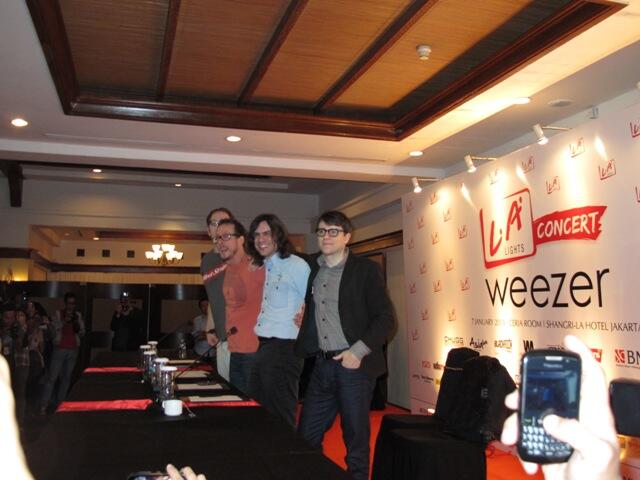 &#91;FR&#93; 'Weezer Live in Concert'