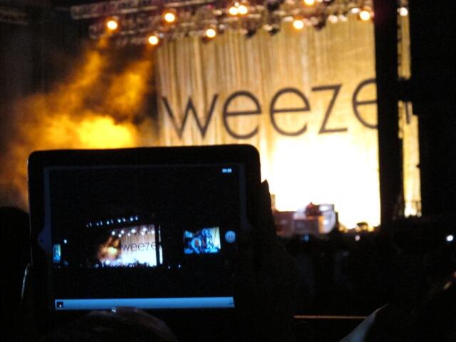 &#91;FR&#93; 'Weezer Live in Concert'