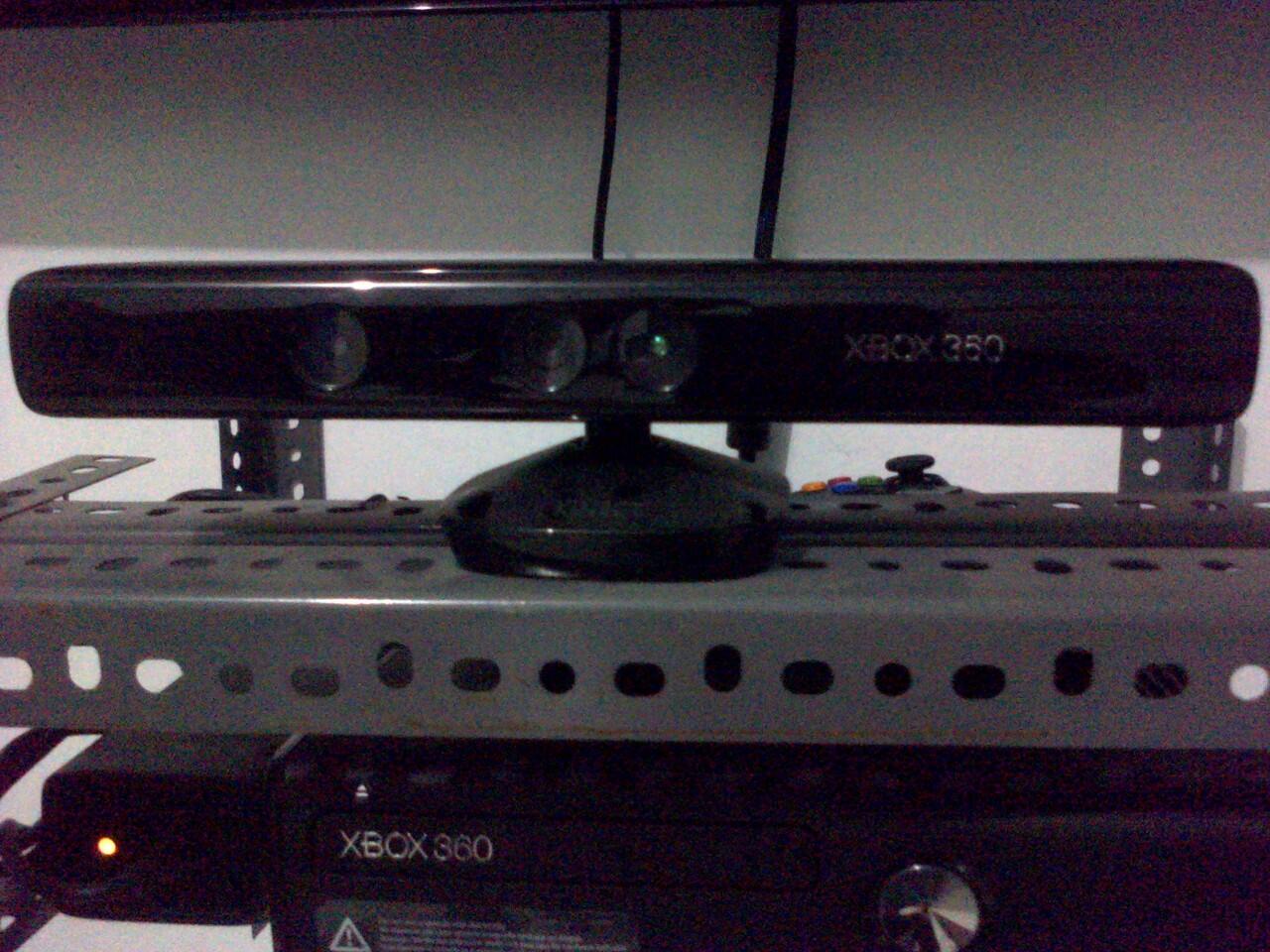 Jual XBOX 360 Slim, TV LED Samsung seri 5, 32" & 42"