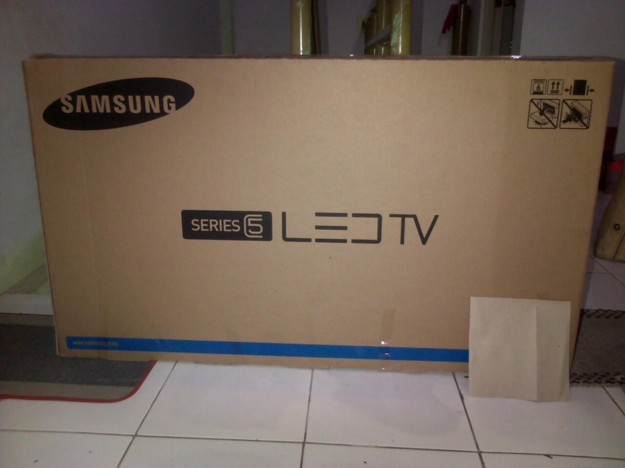 Jual XBOX 360 Slim, TV LED Samsung seri 5, 32" & 42"