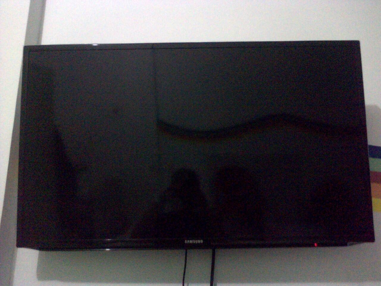 Jual XBOX 360 Slim, TV LED Samsung seri 5, 32" & 42"