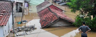 PERKEMBANGAN BANJIR JAKARTA 2013