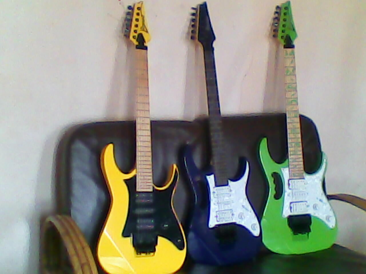 Ane Mau Buka LAPAK Buat Jualan Guitar Custom Buatan Pabrikan Bandung. Source: http:/