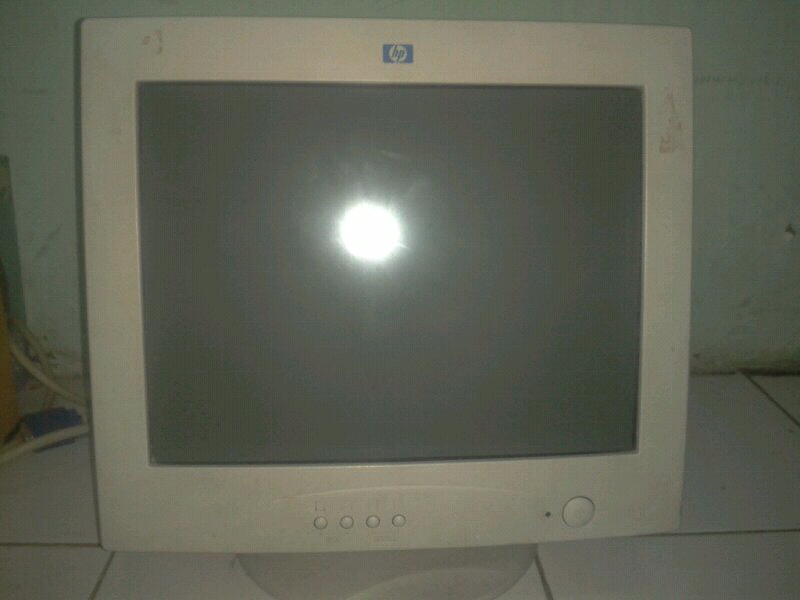 15 inch crt monitor