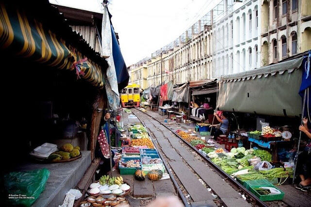 Pasar Paling BERBAHAYA di Dunia Ada di Thailand