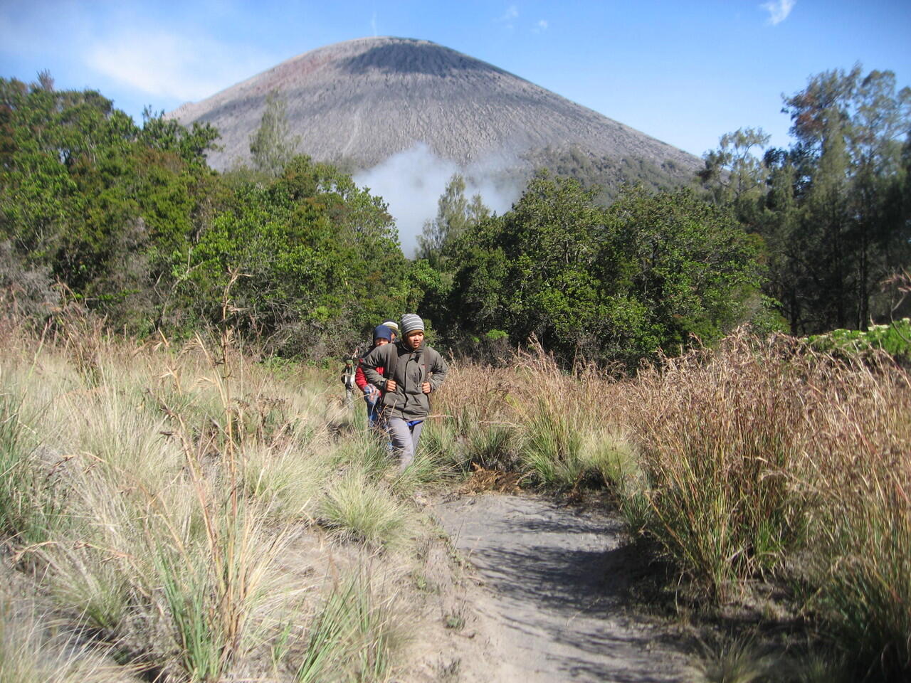 gunung gunung tertinggi di Jawa Timur ( surga pendakian ...