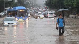 6 Musibah Banjir di belahan Dunia terjadi secara berurutan